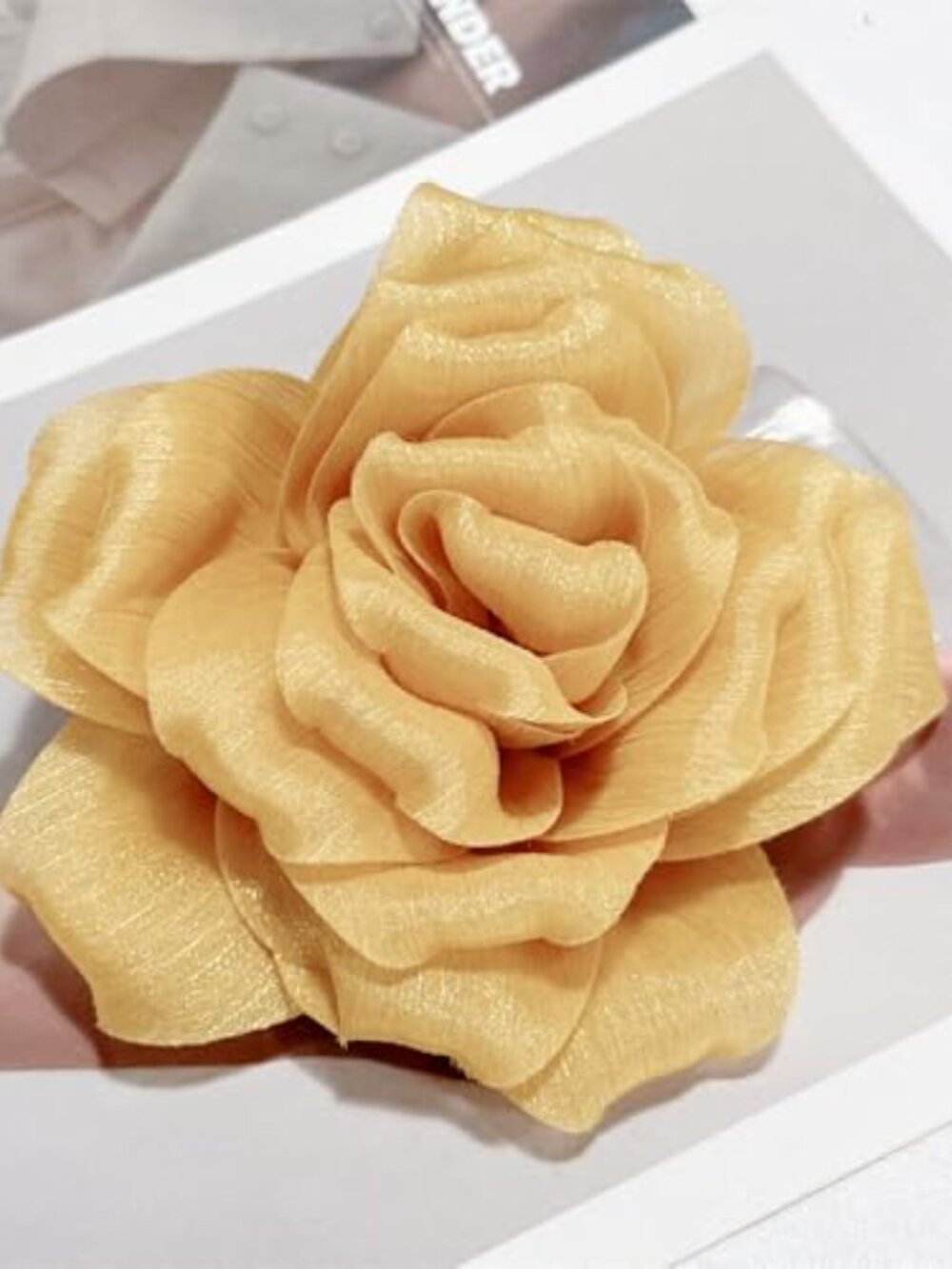 New - Flash Camellia Flower Brooch Pin for Women Men Elegant Texture‎ Fabric